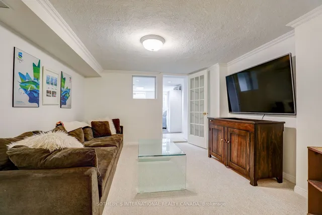 Additional property image - 236 Bessborough Dr