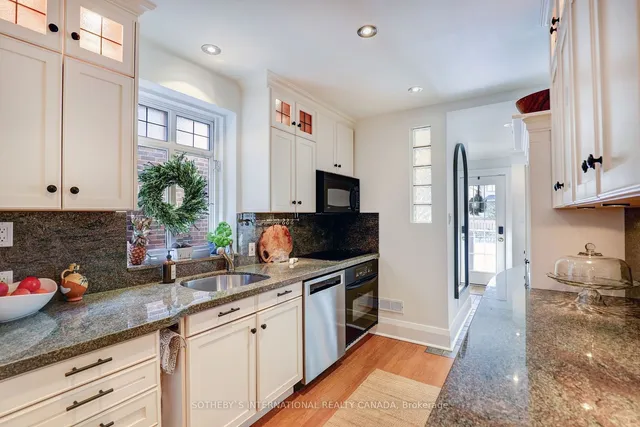 Additional property image - 236 Bessborough Dr