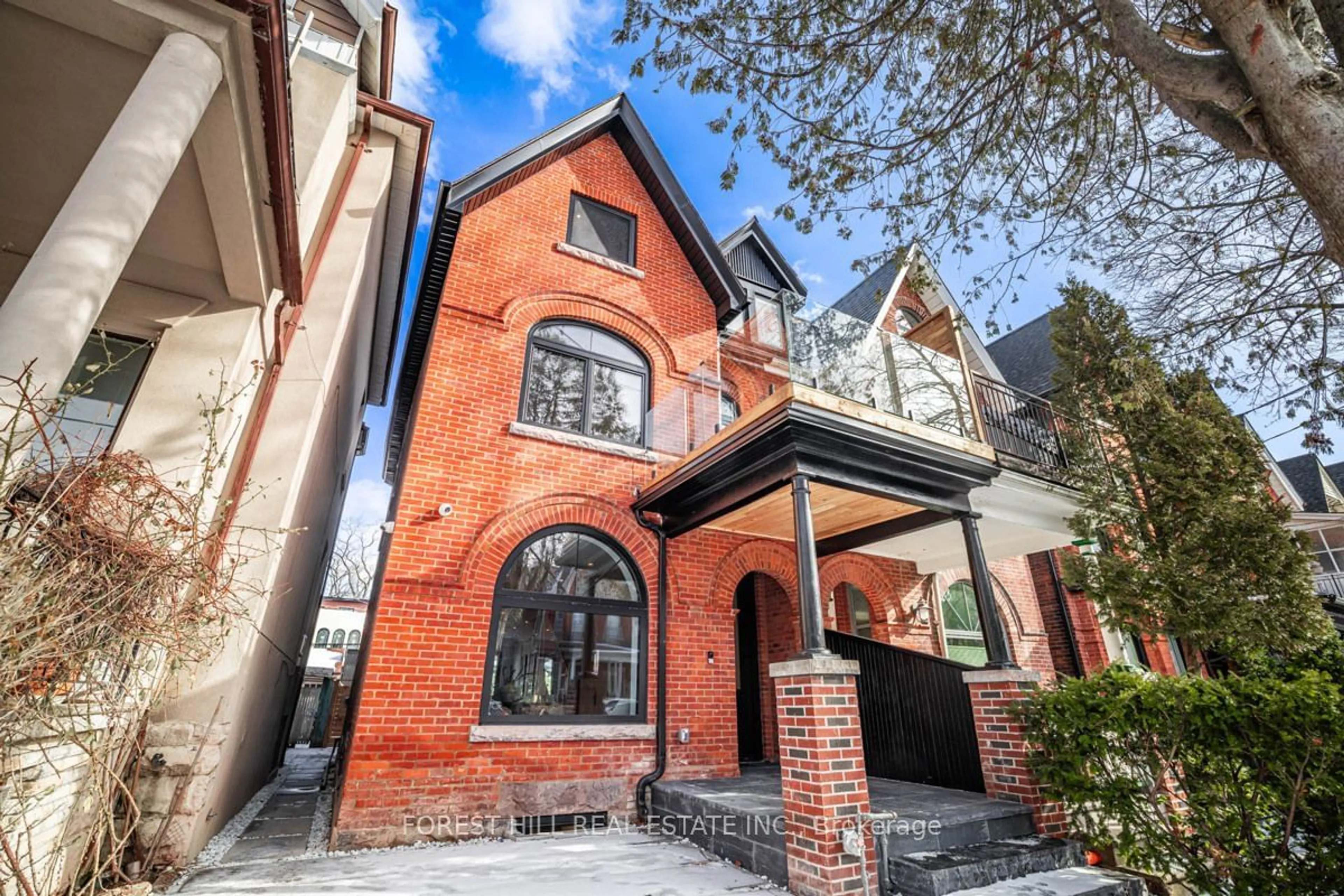 Home with brick exterior material, street for 437 Euclid Ave, Toronto Ontario M6G 2T1