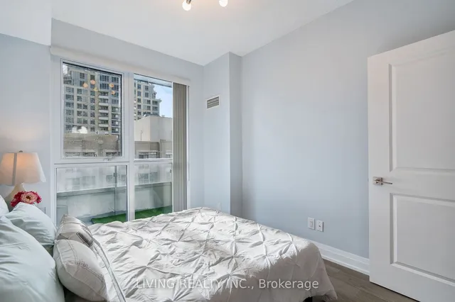 Additional property image - 591 Sheppard Ave Unit 907