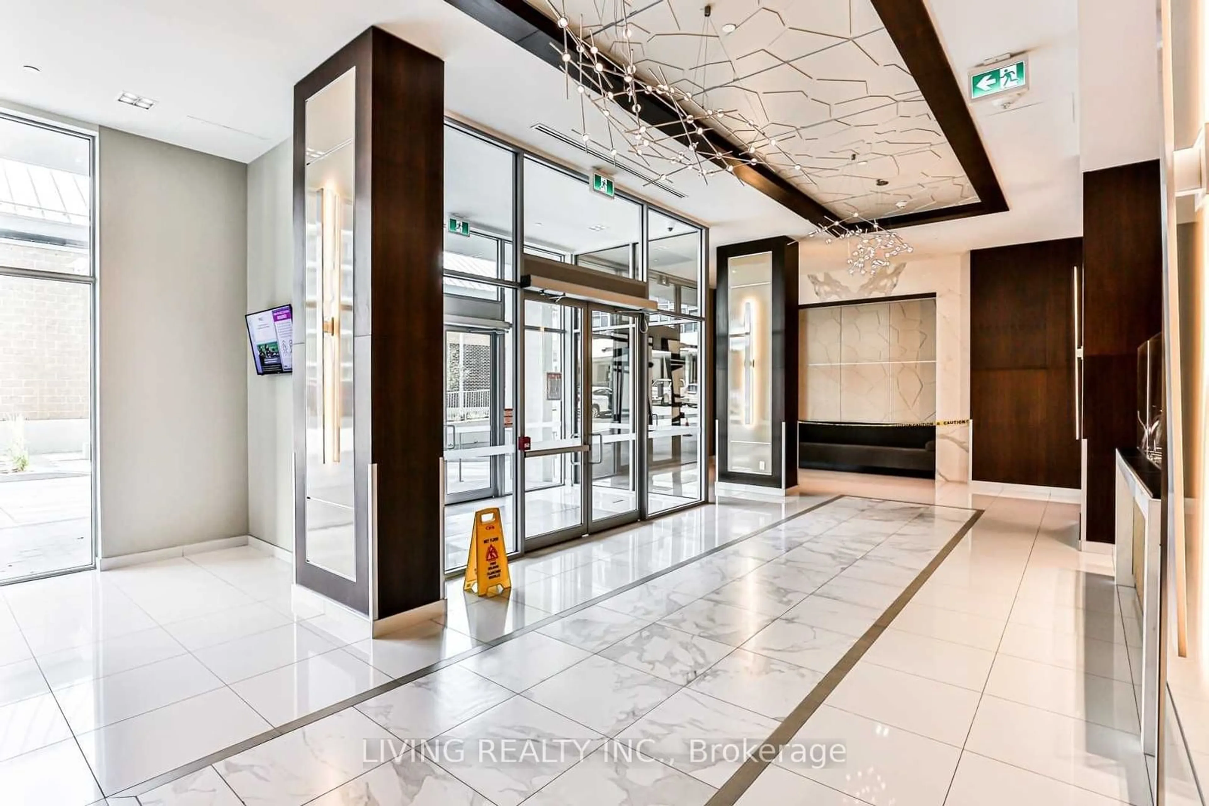 Indoor foyer for 591 Sheppard Ave #907, Toronto Ontario M2K 0G2