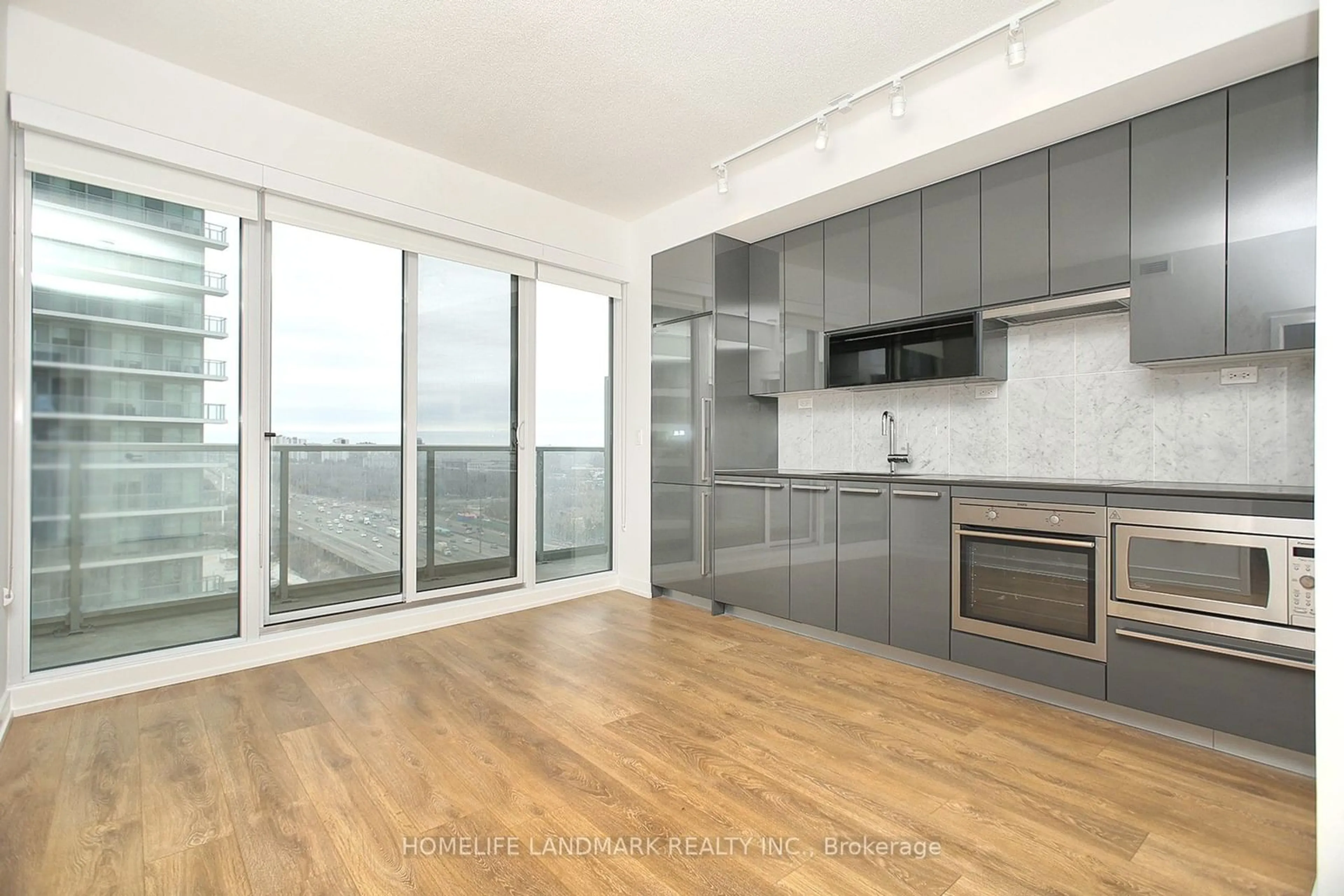 Open concept kitchen, unknown for 115 McMahon Dr #1707, Toronto Ontario M2K 0E3