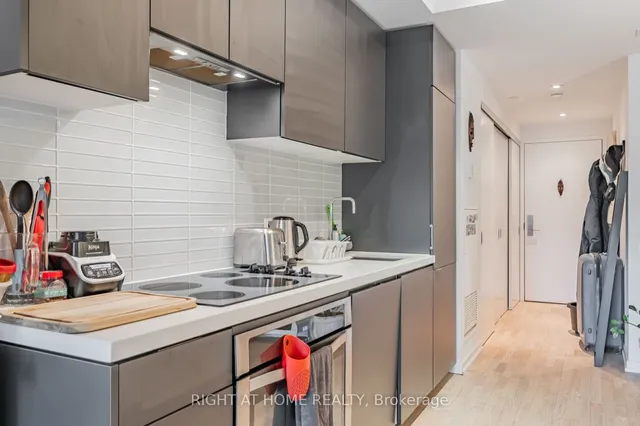 Additional image 18 of 60 Colborne St Unit 615