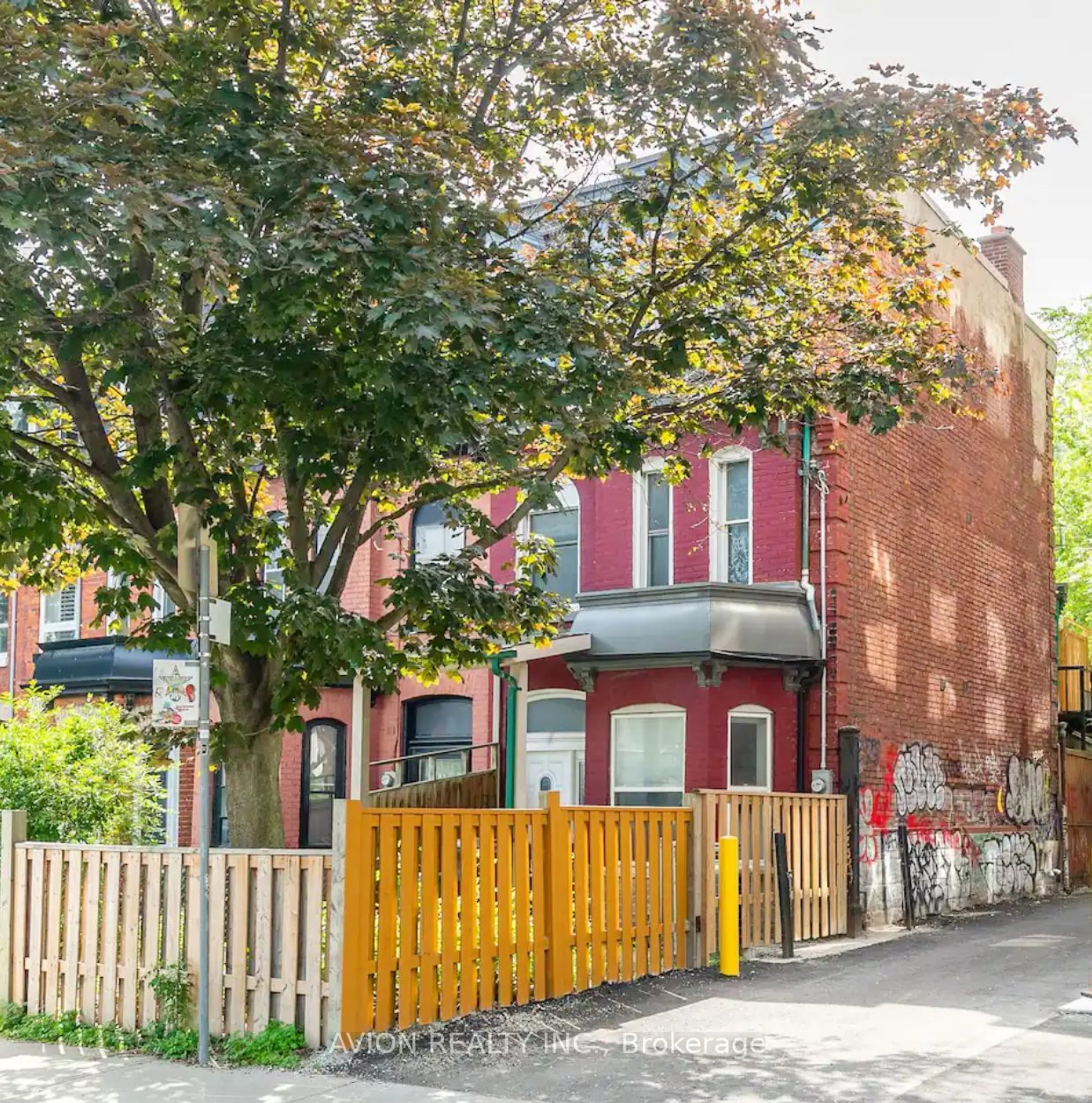 Home with brick exterior material, street for 83 Sullivan St, Toronto Ontario M5T 1C2