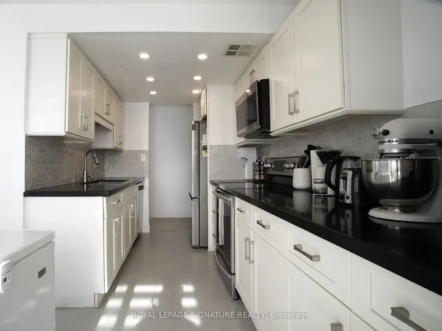 Additional property image - 5765 Yonge St Unit PH102