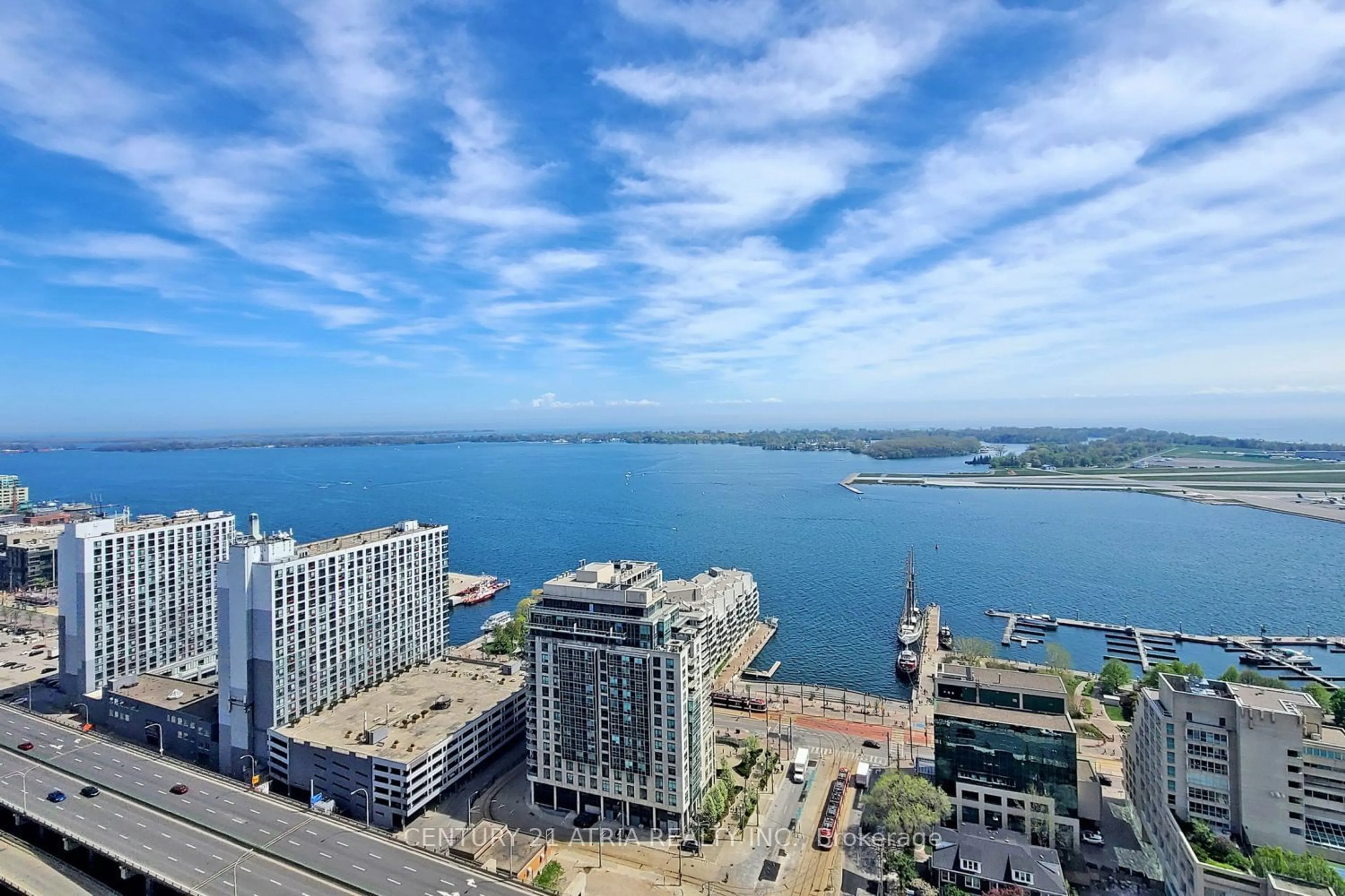 A pic from outside/outdoor area/front of a property/back of a property/a pic from drone, water/lake/river/ocean view for 11 Brunel Crt #3910, Toronto Ontario M5V 3Y3