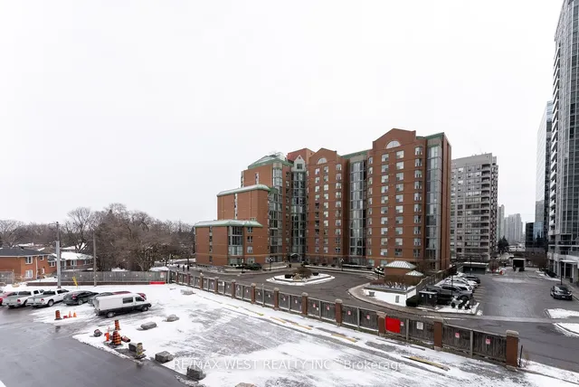 Additional property image - 8 Olympic Garden Dr Unit 314