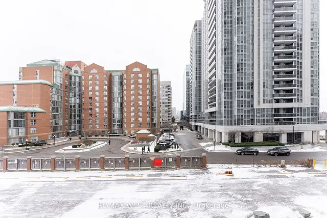 Additional property image - 8 Olympic Garden Dr Unit 314