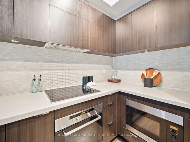Additional property image - 21 Widmer St Unit 1201