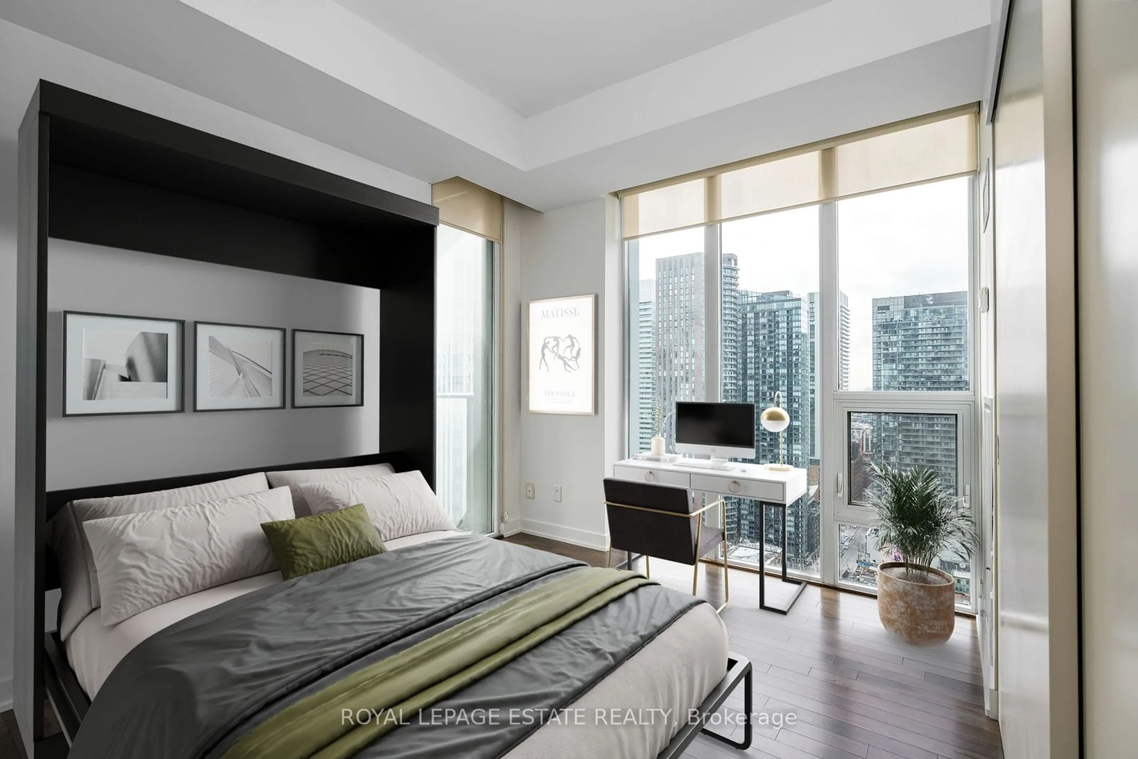 Bedroom with bed, unknown for 126 Simcoe St #3103, Toronto Ontario M5H 4E6