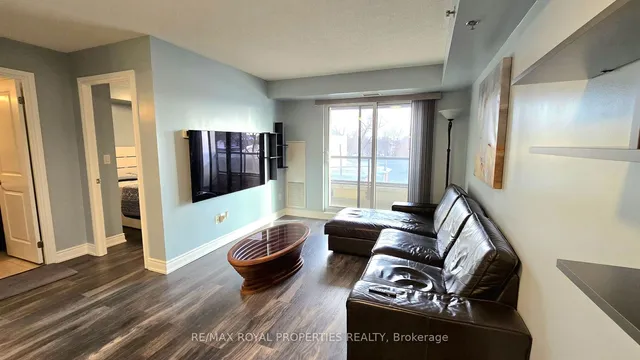 Additional property image - 760 Sheppard Ave Unit 309