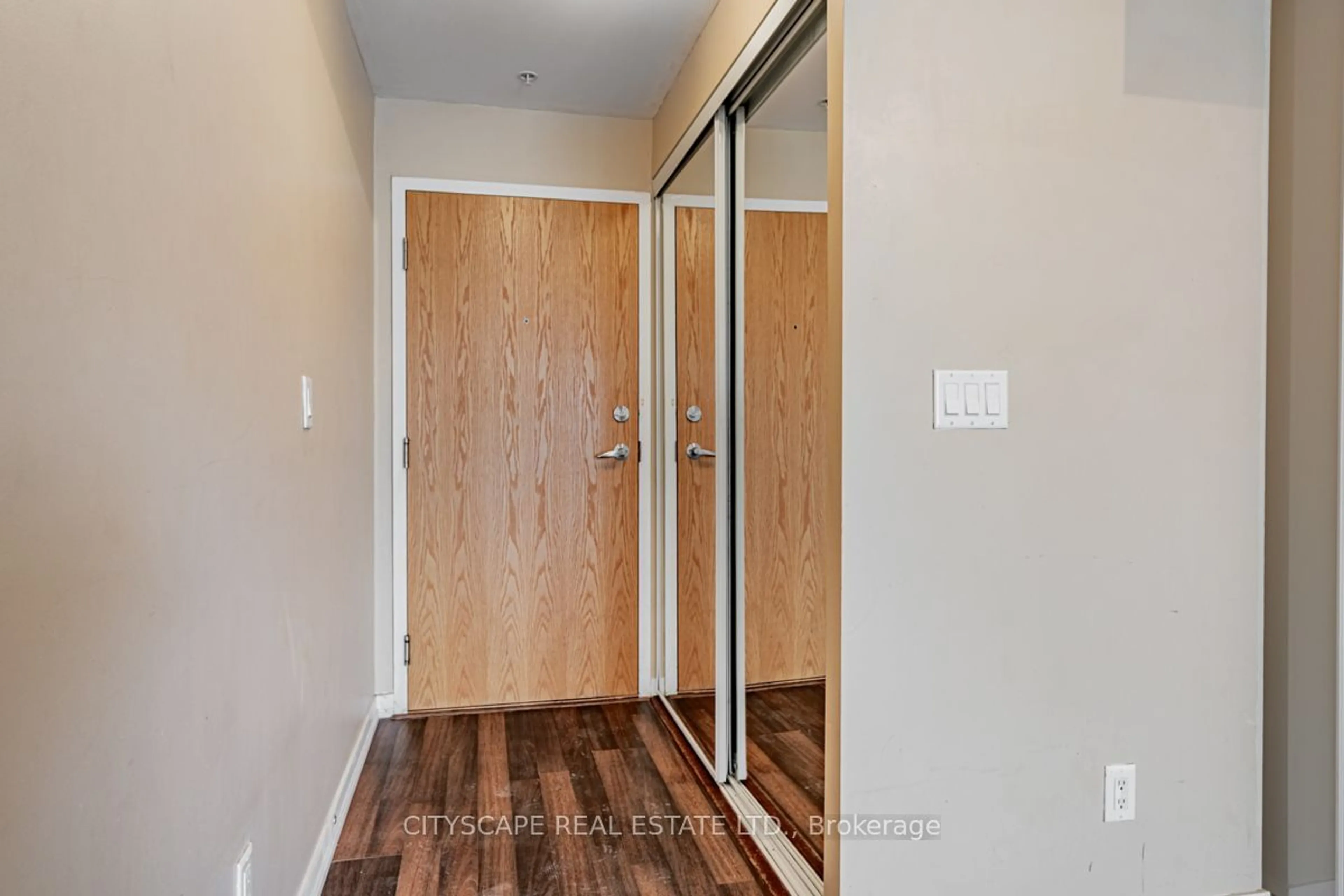 Indoor entryway for 20 Joe Shuster Way #1402, Toronto Ontario M6K 0A3