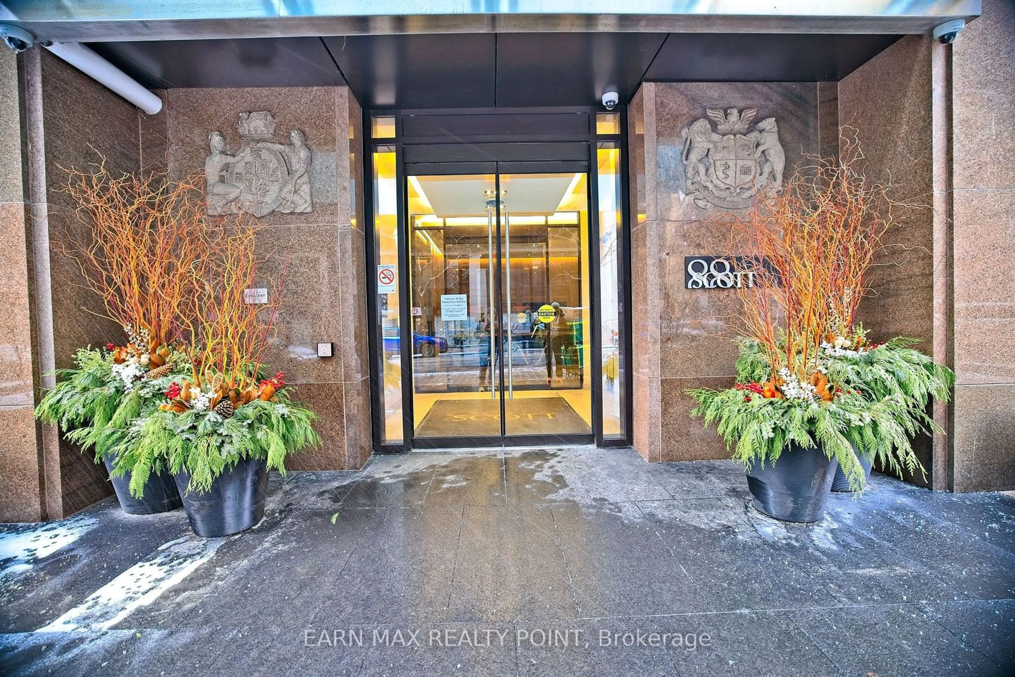 Lobby for 88 Scott St #4608, Toronto Ontario M5E 0A9