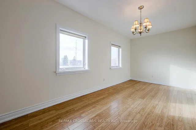 Additional property image - 114 Tisdale Ave