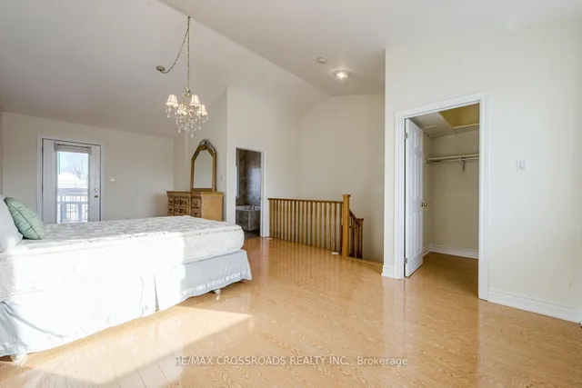 Additional property image - 114 Tisdale Ave