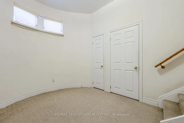 Additional property image - 114 Tisdale Ave