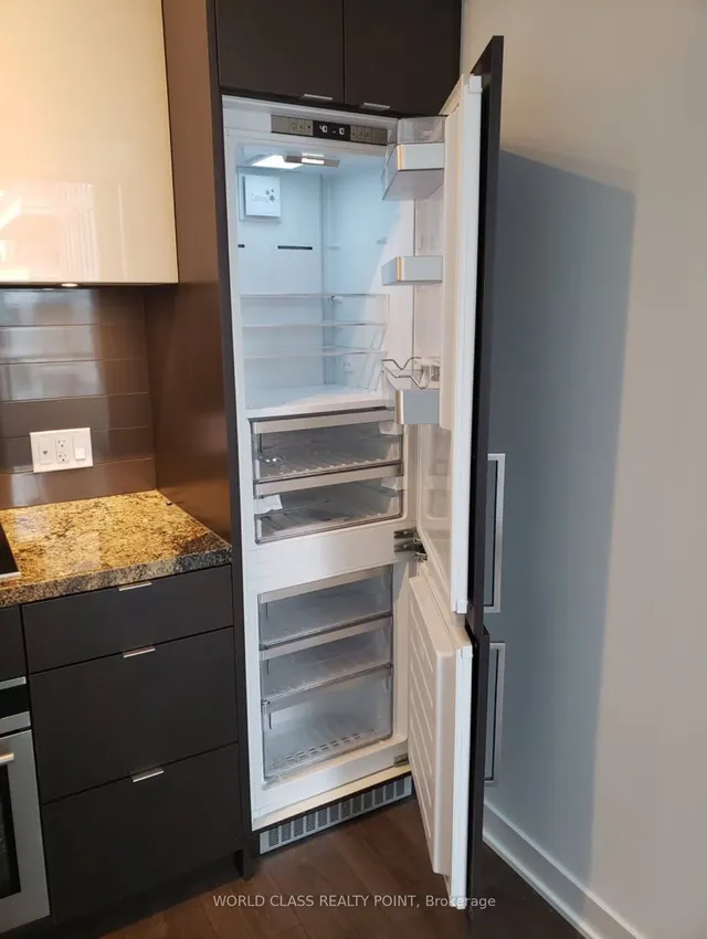 Additional property image - 115 Blue Jays Way Unit 2612