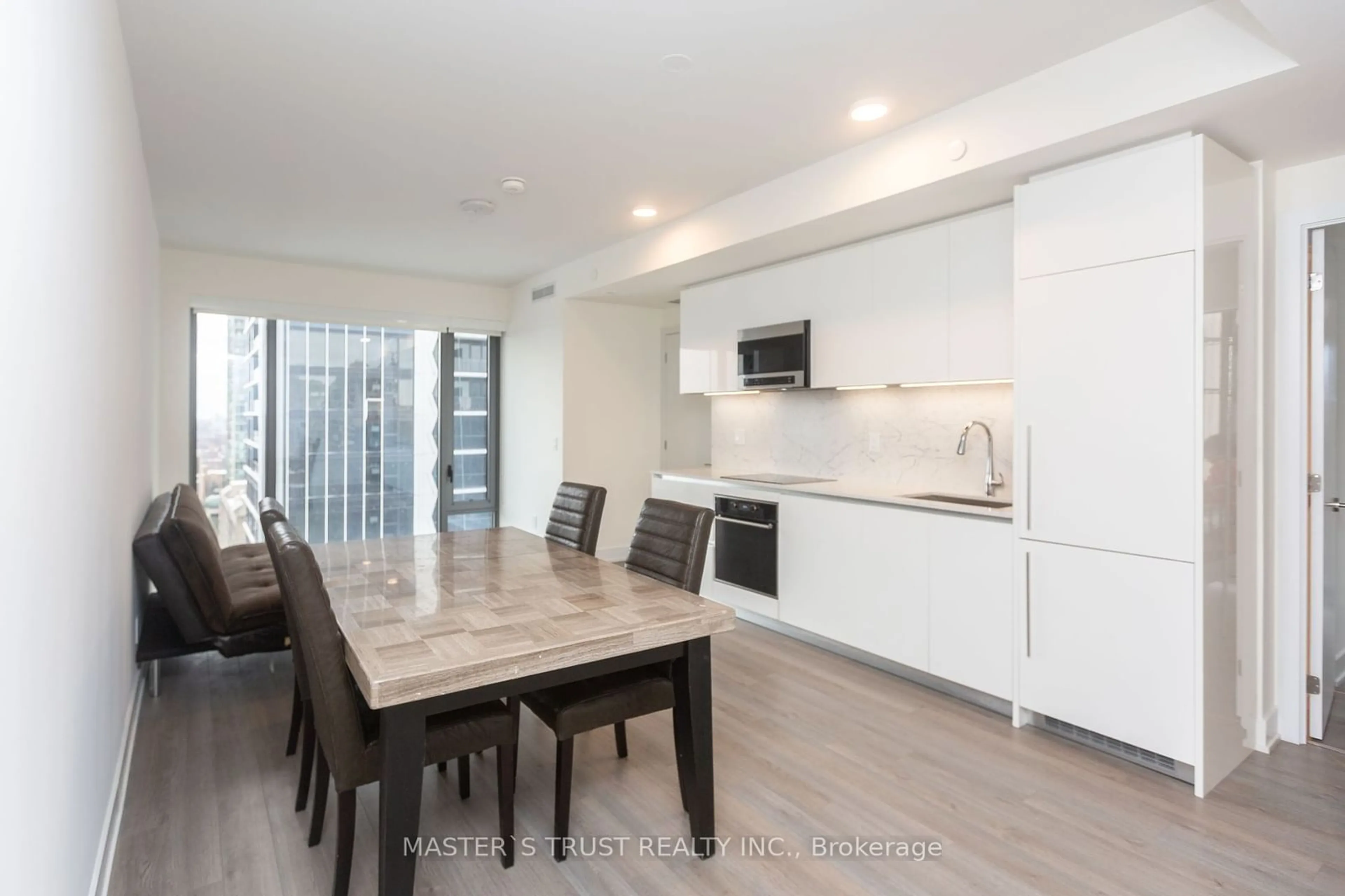 Open concept kitchen, unknown for 8 Cumberland St #2006, Toronto Ontario M4W 0B6