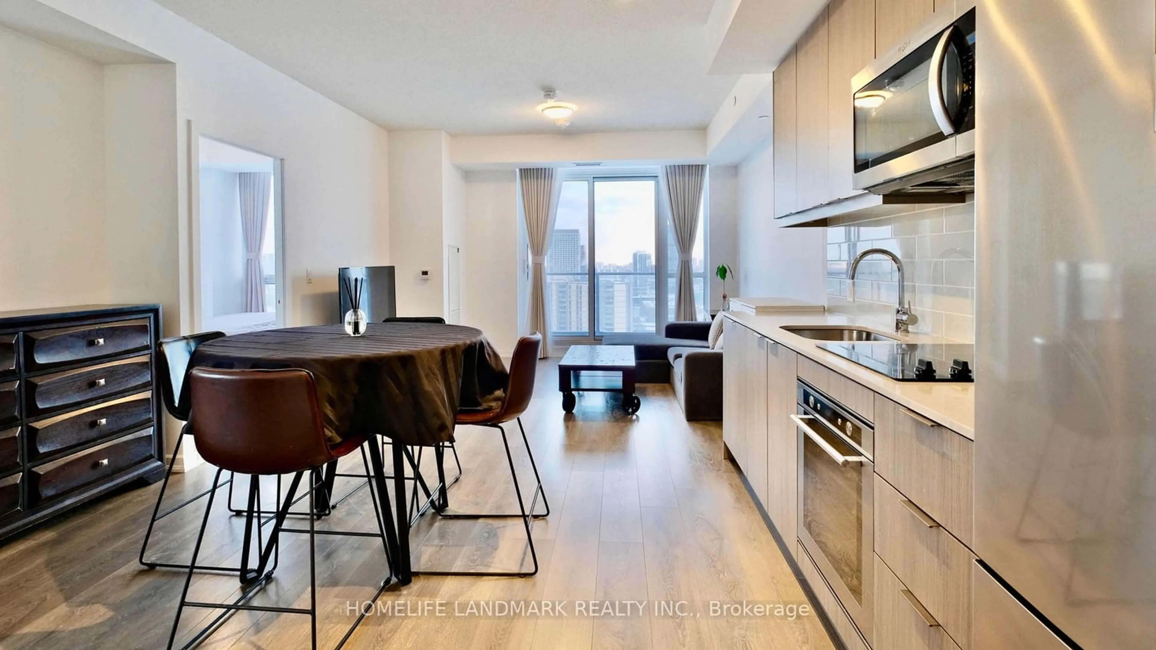 Open concept kitchen, unknown for 38 Forest Manor Rd #1902, Toronto Ontario M2J 1M1