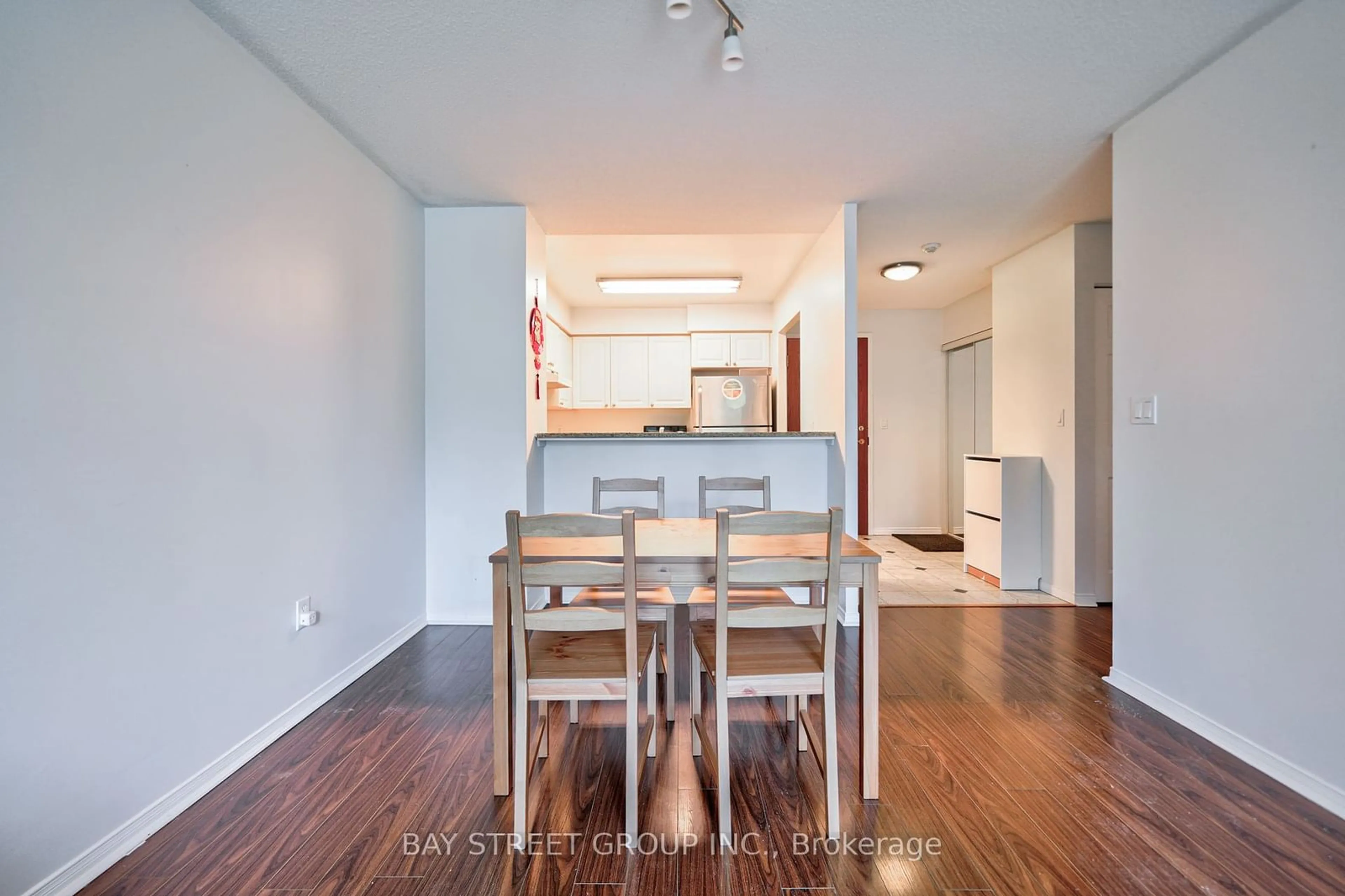 Dining room, wood/laminate floor for 18 Pemberton Ave #106, Toronto Ontario M2M 4K9