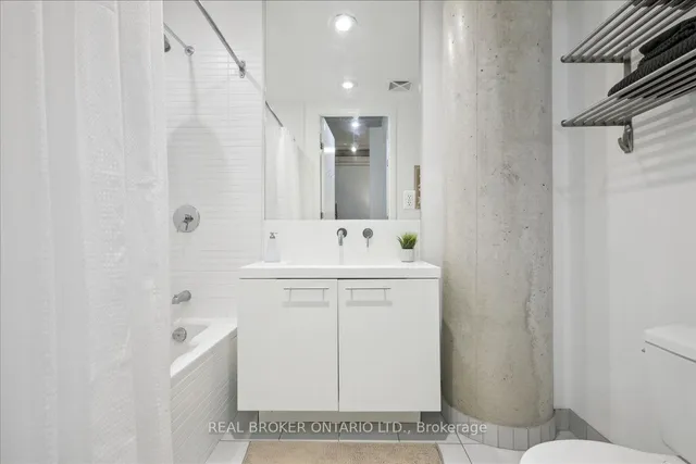 Additional property image - 66 Portland St Unit 211