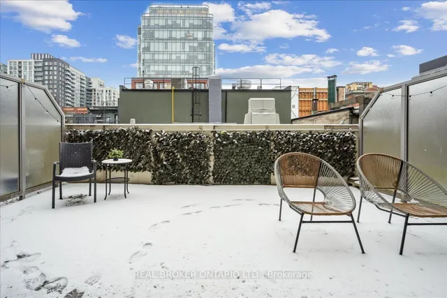 Additional property image - 66 Portland St Unit 211