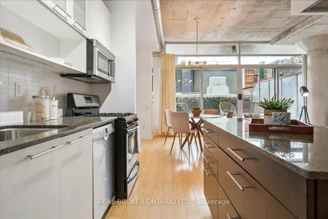 Additional property image - 66 Portland St Unit 211