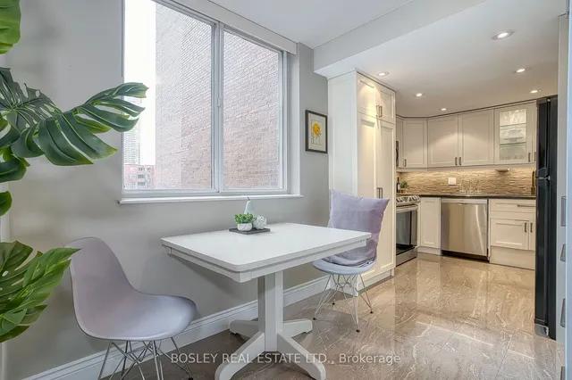 Additional property image - 135 George St Unit 402