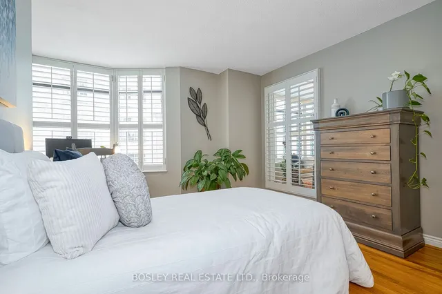Additional property image - 135 George St Unit 402