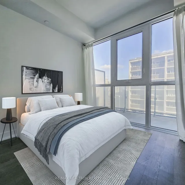 Additional property image - 7 Grenville St Unit 1909