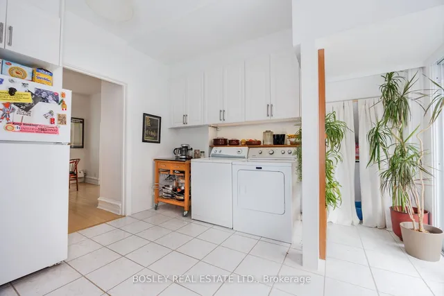 Additional property image - 110 Walmer Rd