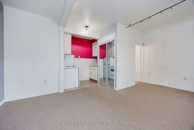 Additional property image - 110 Walmer Rd