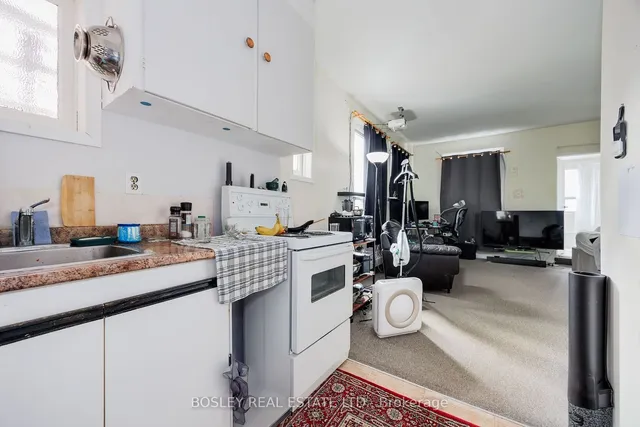 Additional property image - 110 Walmer Rd