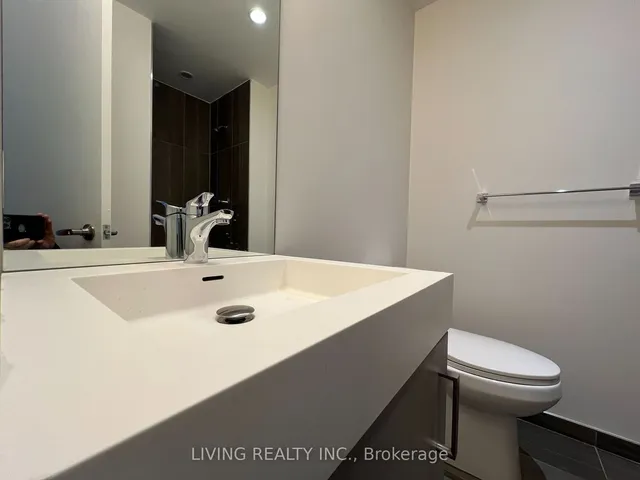 Additional property image - 17 Dundonald St Unit 1007