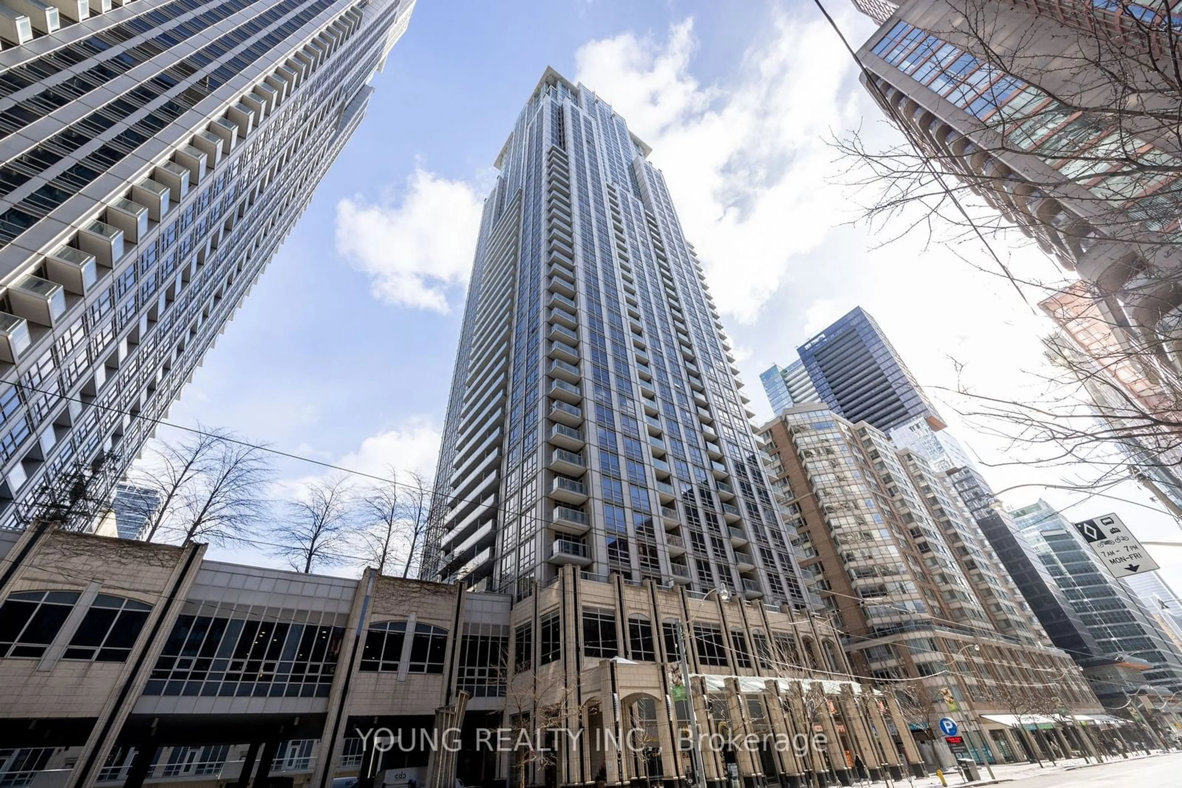 Unknown for 761 Bay St #3406, Toronto Ontario M5G 2R2