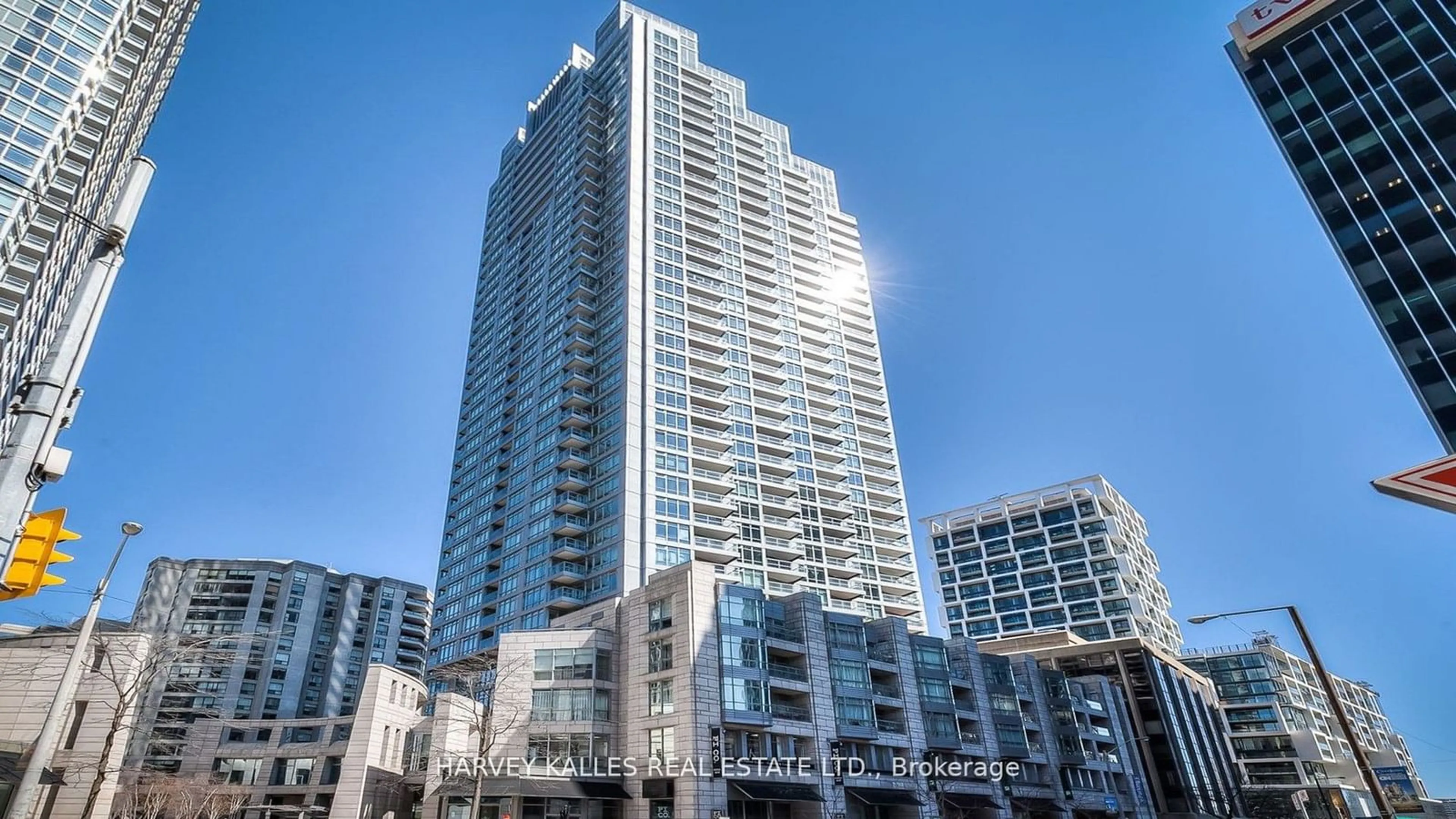 Unknown for 2181 Yonge St #1612, Toronto Ontario M5S 3H7