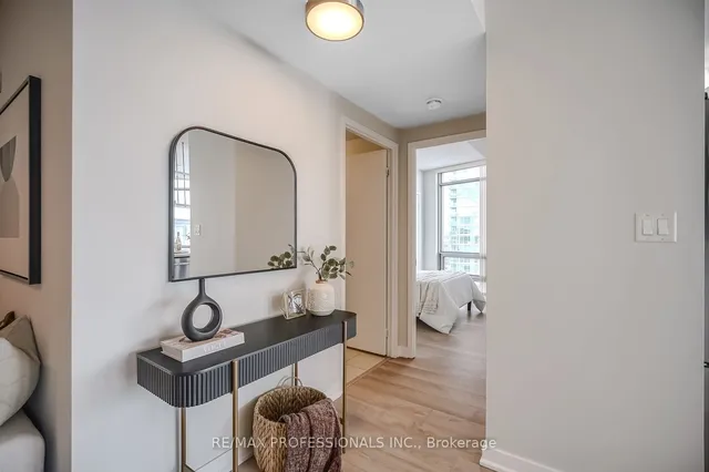 Additional image 20 of 3 Navy Wharf Crt Unit 1708