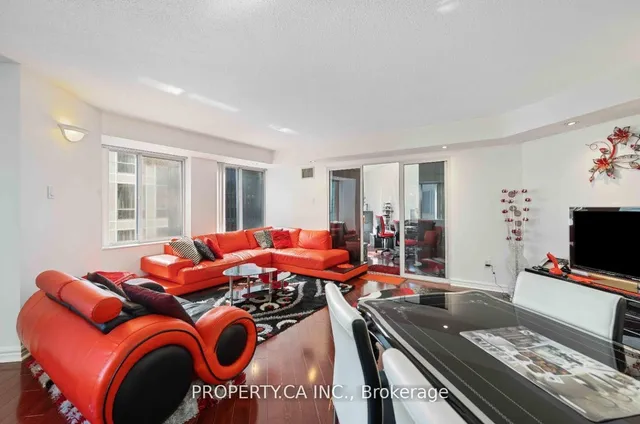 Additional property image - 33 University Ave Unit 1109