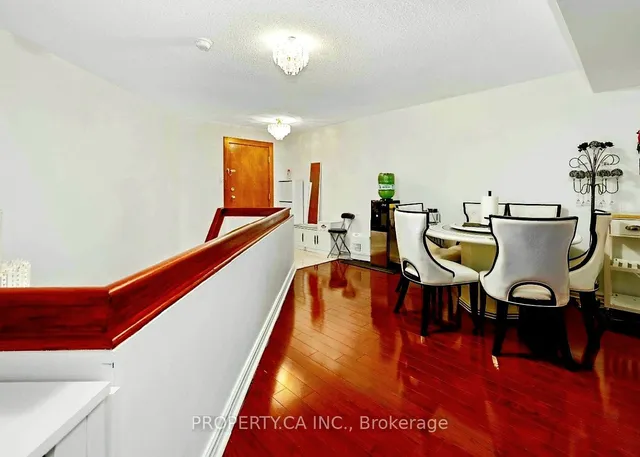 Additional property image - 33 University Ave Unit 1109