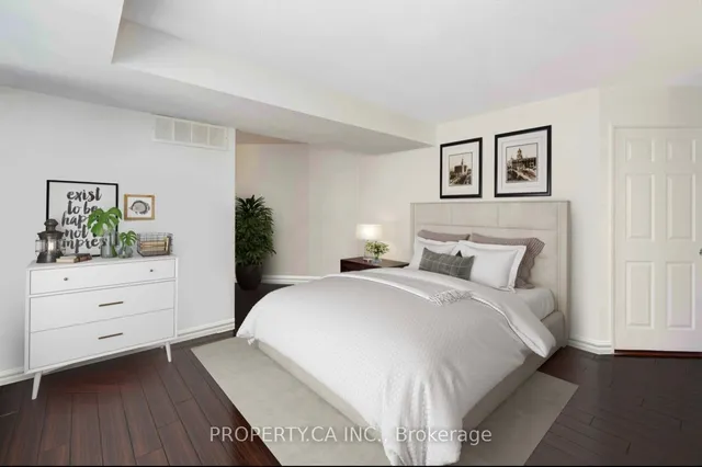 Additional property image - 33 University Ave Unit 1109