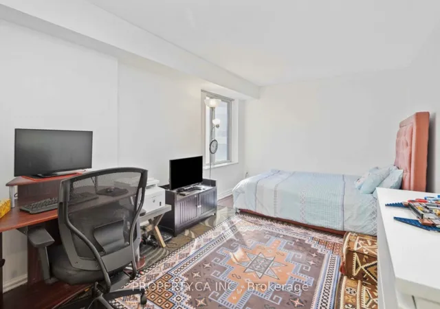 Additional property image - 33 University Ave Unit 1109