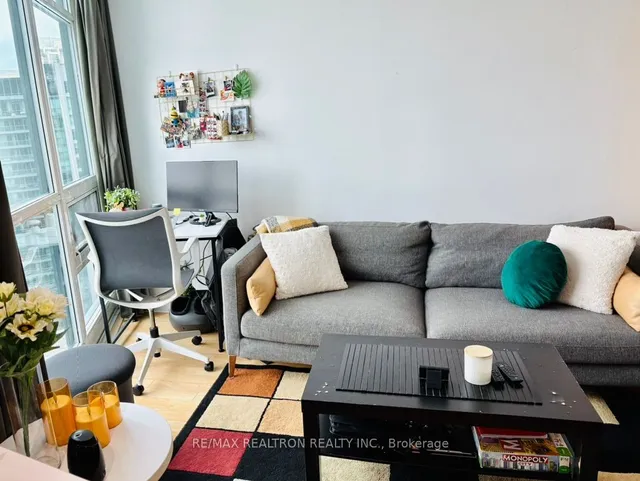 Additional property image - 231 Fort York Blvd Unit 1410