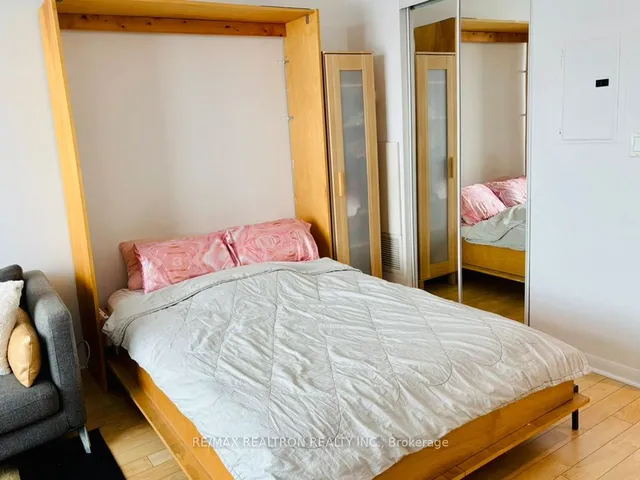 Additional property image - 231 Fort York Blvd Unit 1410