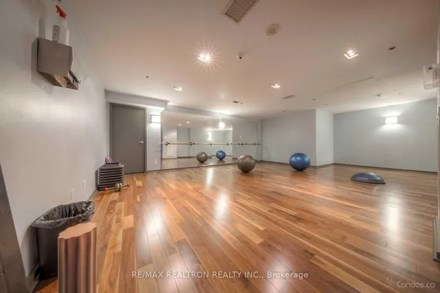 Additional property image - 231 Fort York Blvd Unit 1410