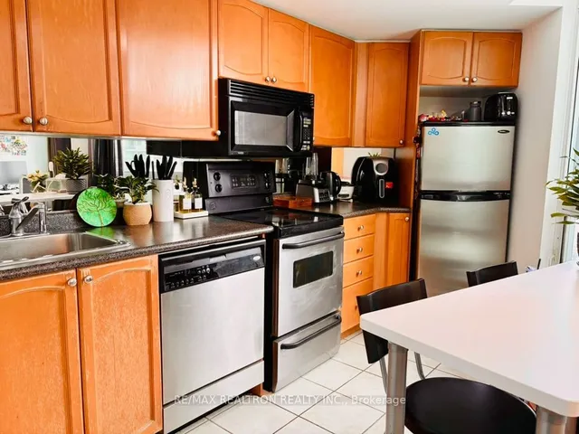 Additional property image - 231 Fort York Blvd Unit 1410