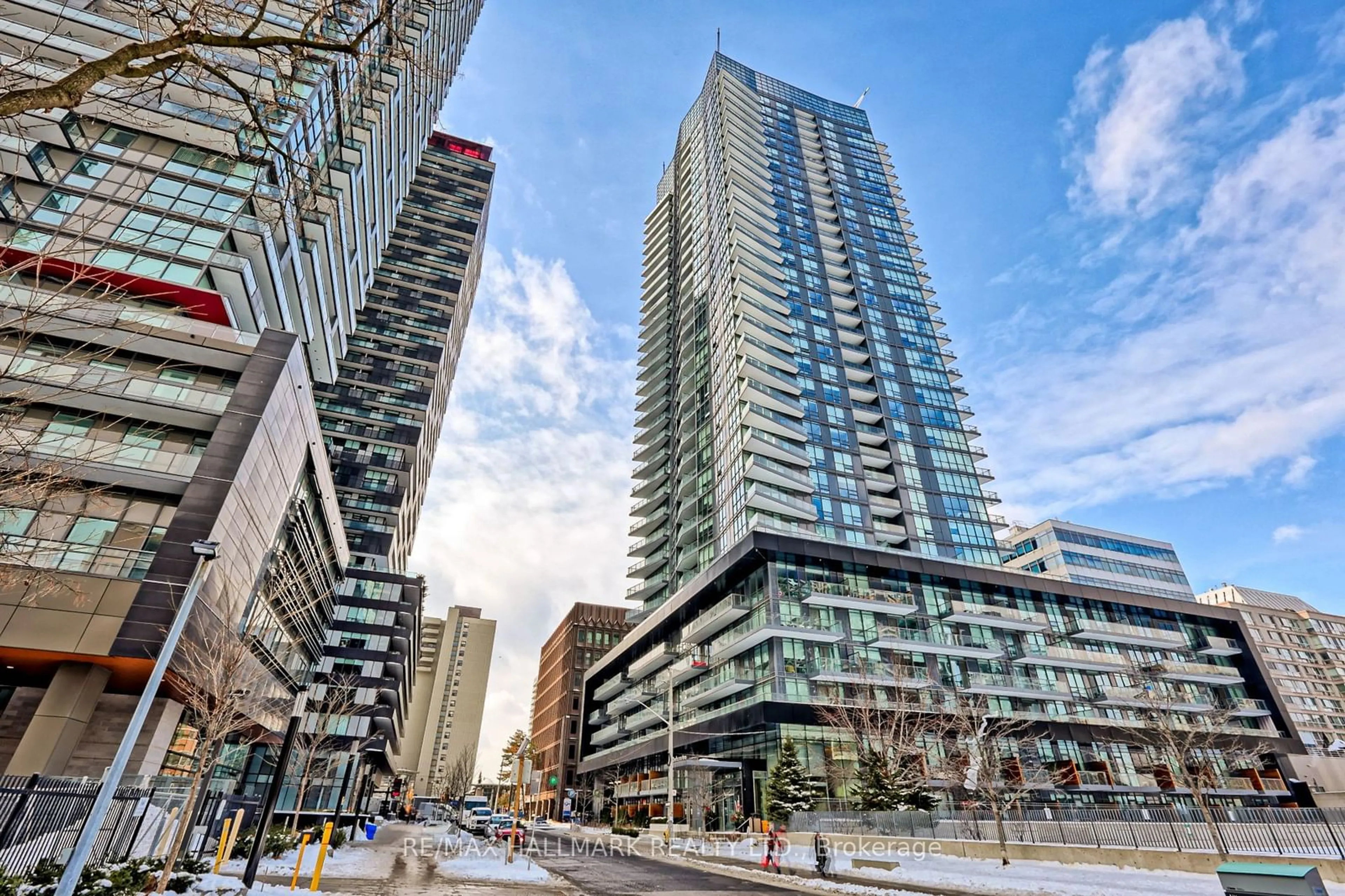 Unknown for 30 Roehampton Ave #602, Toronto Ontario M4P 0B9