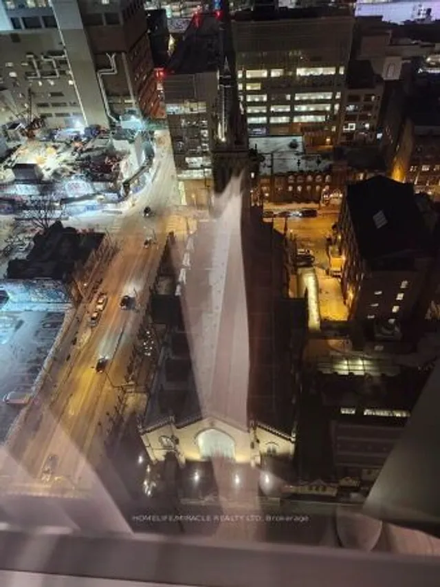 Additional property image - 60 Shuter St Unit PH108