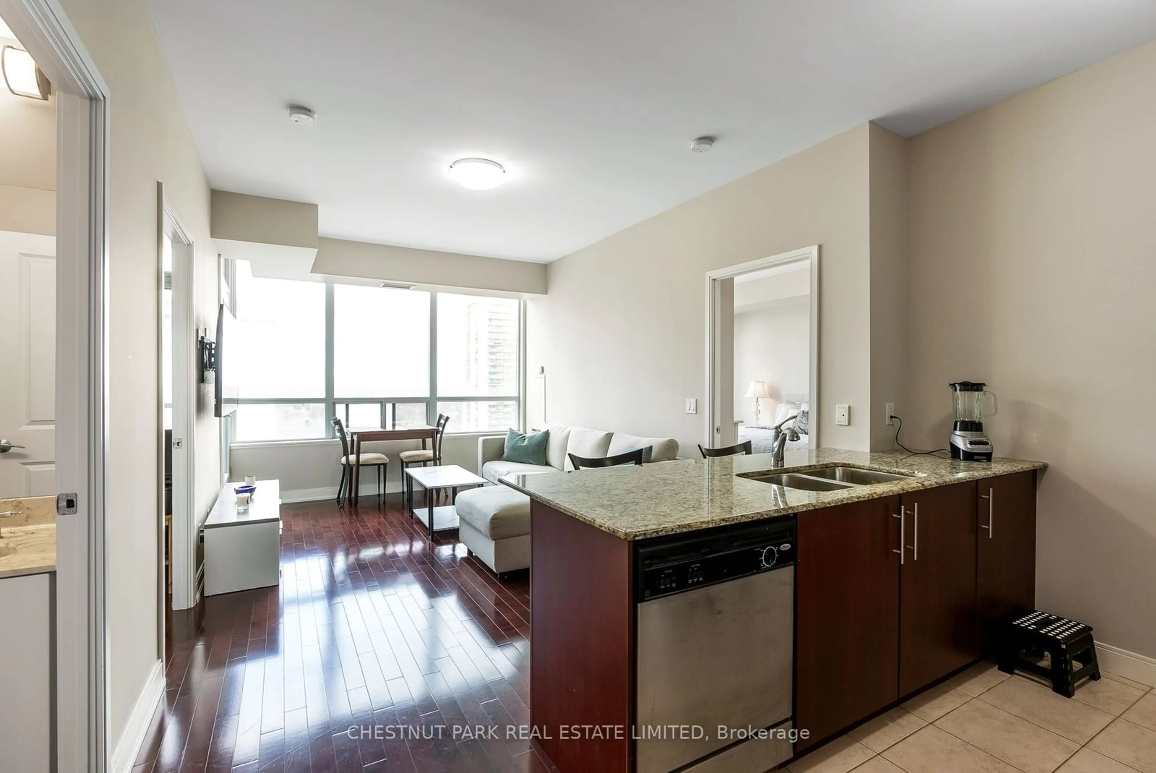 Open concept kitchen, unknown for 88 Broadway Ave #1508, Toronto Ontario M4P 0A5