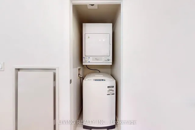 Additional property image - 438 King St Unit 703