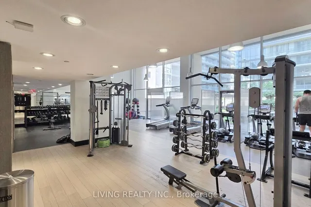 Additional property image - 438 King St Unit 703